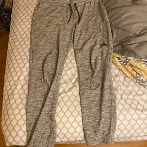 Adidas Joggers🤍